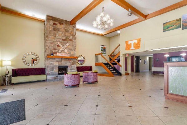 Best Western Plus Knoxville Cedar Bluff image 5